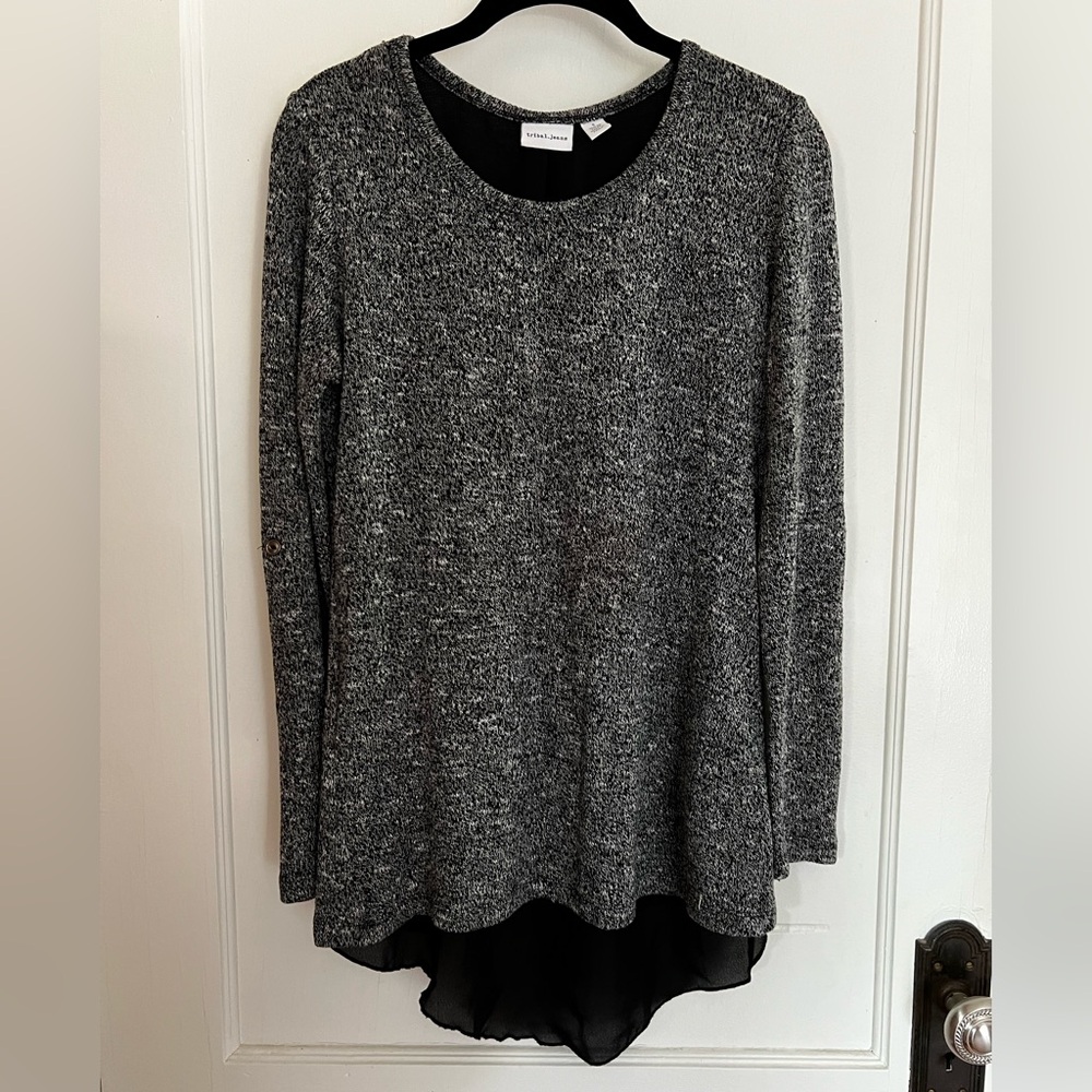 Grey and Black long sleeved sweater top from Tribal Jeans | Size Small